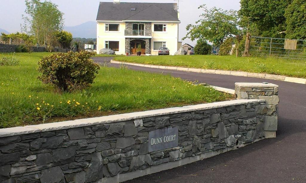 Dunn Court House Bed & Breakfast Killarney Dış mekan fotoğraf